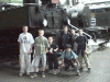 Spolen foto ped lokomotovou v technickm muzeu.